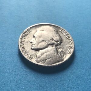 ✅❤️1939  No mint mark Nickel Coin clad circulated
